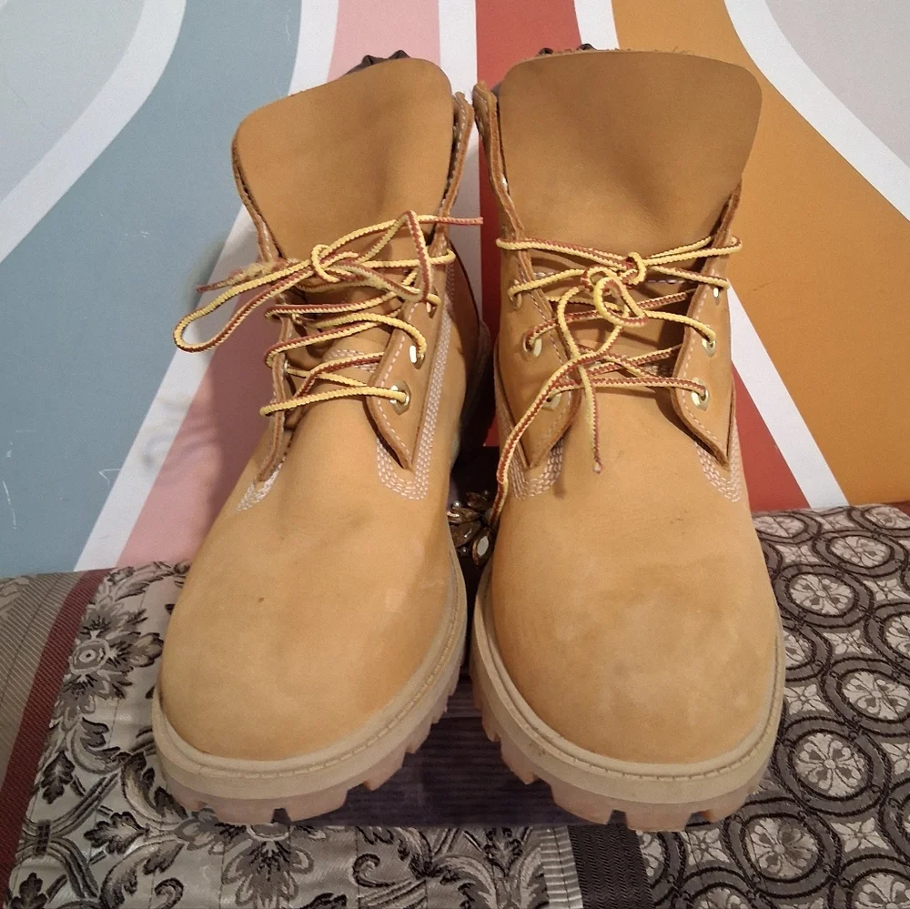 Timberland Juniors Sz6M Shoes Boots Tan-Brown Unisex Women (Sz8)‎ Waterproof
